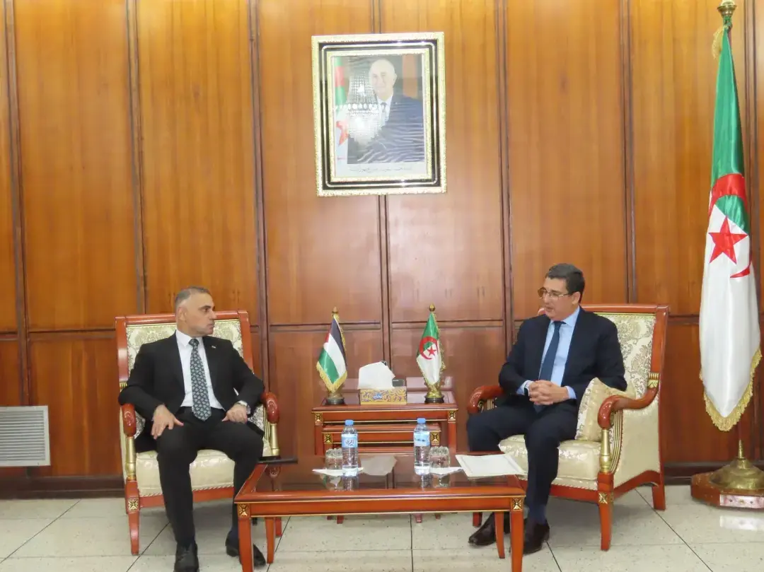 Le ministre de la Santé reçoit l’ambassadeur de l’Etat de Palestine en Algérie