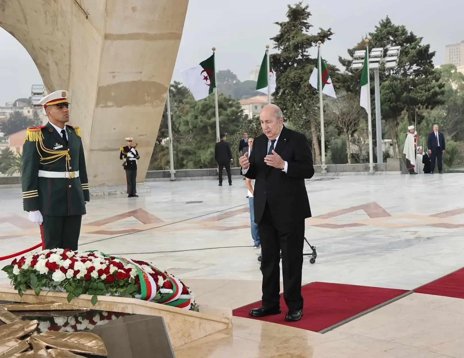 Président de la République : La fidélité aux sacrifices des aïeux est la boussole qui guide l’Algérie vers la consolidation des fondements de l’Etat national