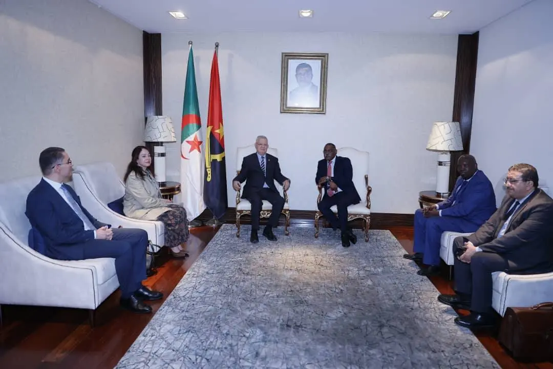 Représentant le président de la République, Nasri participe à Luanda à l’ouverture du 3e Sommet sur le financement des infrastructures en Afrique
