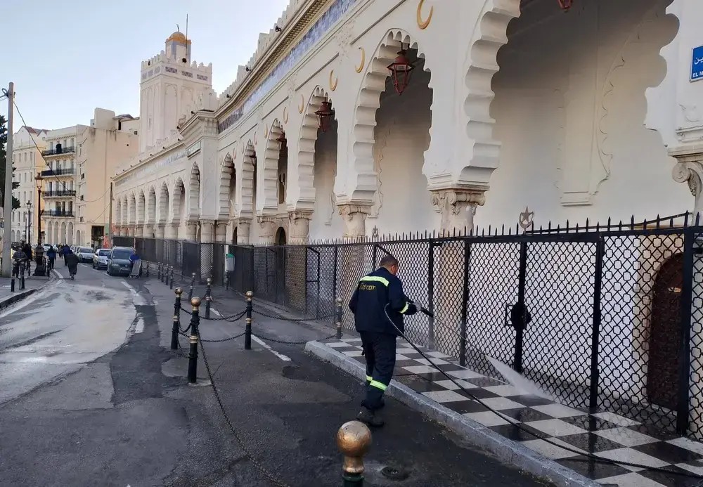 NETCOM : 4500 agents mobilisés pour assurer la propreté des quartiers d&rsquo;Alger durant les jours de l&rsquo;Aïd El-Fitr