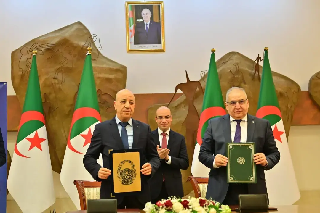 Affaires étrangères-Intérieur : Signature d&rsquo;une convention pour renforcer la coopération en matière de numérisation des services consulaires