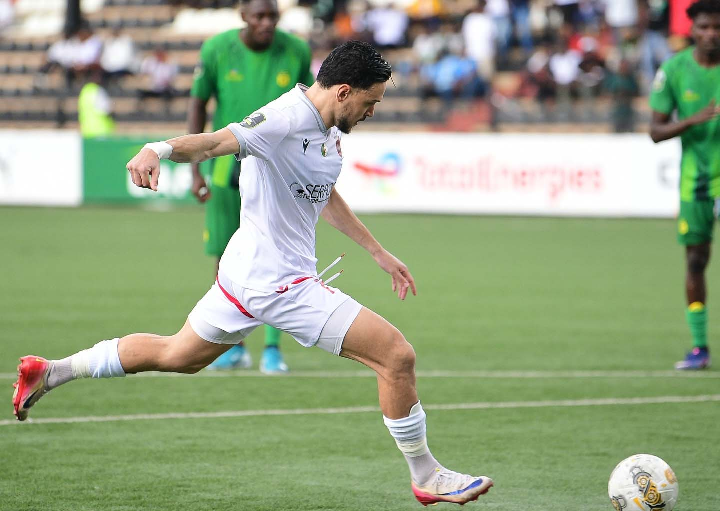 Coupe de la CAF – Quarts de finale (aller) : L’USMA s’incline face à l’AS Maniema en attendant le retour