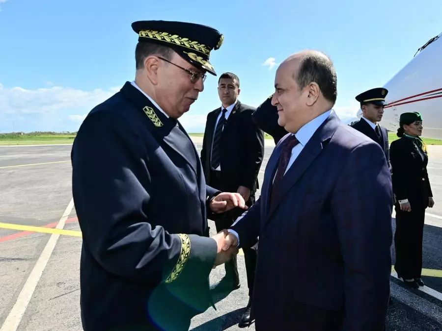 Chargé par le président de la République, le Premier ministre entame une visite de travail dans la wilaya de Béjaïa