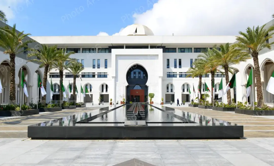 Le chargé d’affaires de l&rsquo;Ambassade de France à Alger convoqué au ministère des Affaires étrangères