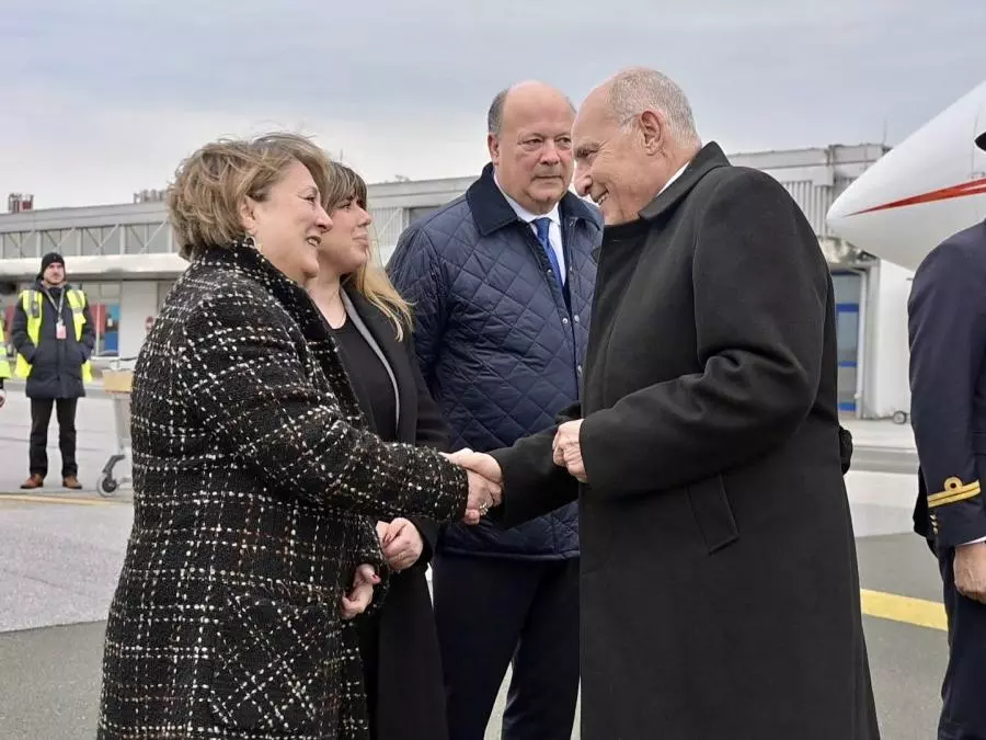 Chargé par le président de la République, M. Attaf entame une visite en République de Croatie