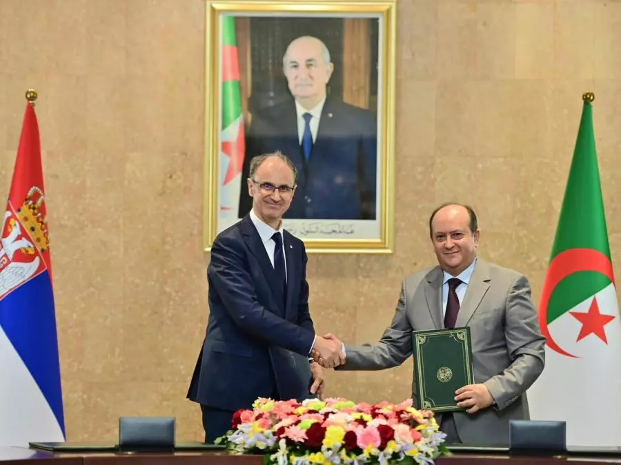 Algérie-Serbie : signature d&rsquo;accords bilatéraux dans divers secteurs