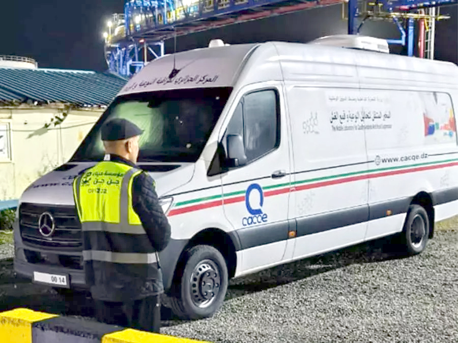 Jijel : Le port de Djen Djen se dote d’un laboratoire mobile des analyses de qualité et de répression de la fraude