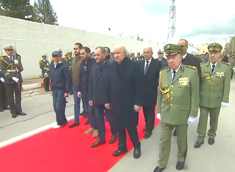 Décès du moudjahid Liamine Zeroual : Le président de la République assiste aux funérailles à Batna