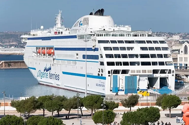 Algérie Ferries : Vers la fin de la double tarification pour les voyageurs algériens