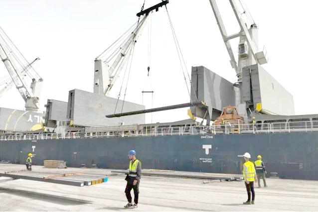 La Société algéro-qatarie de sidérurgie (AQS) poursuit sa montée en puissance : trois cargaisons d’acier exportées en un seul jour