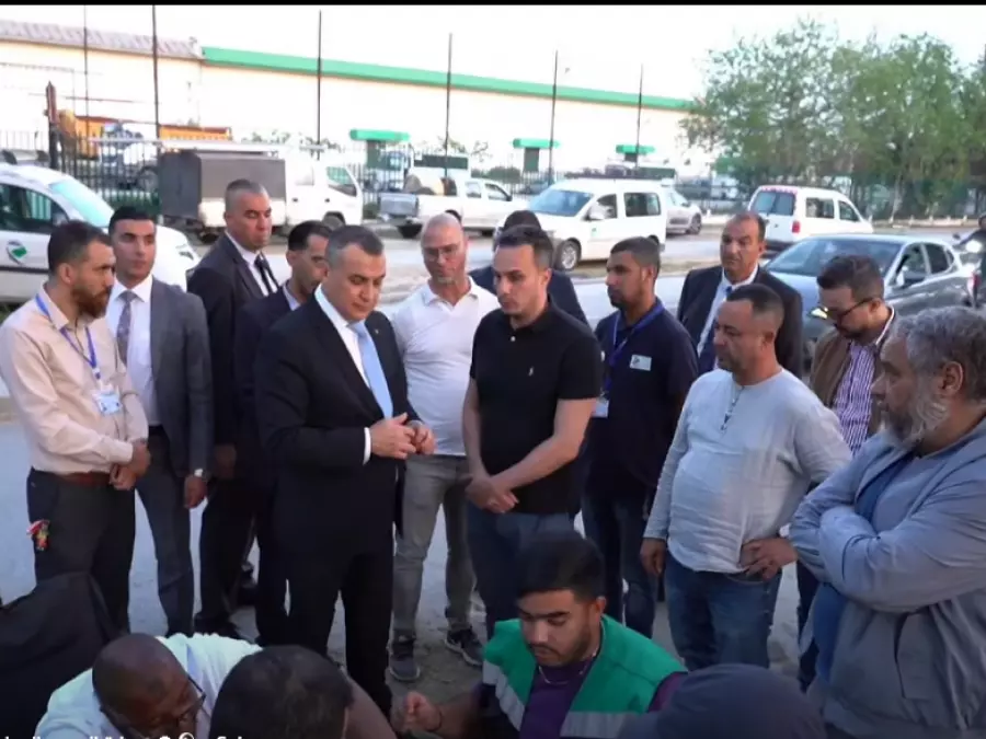 M. Zerrouki s&rsquo;enquiert à Chéraga (Alger) des travaux de réparation du réseau de fibre optique endommagé suite à un acte de vandalisme