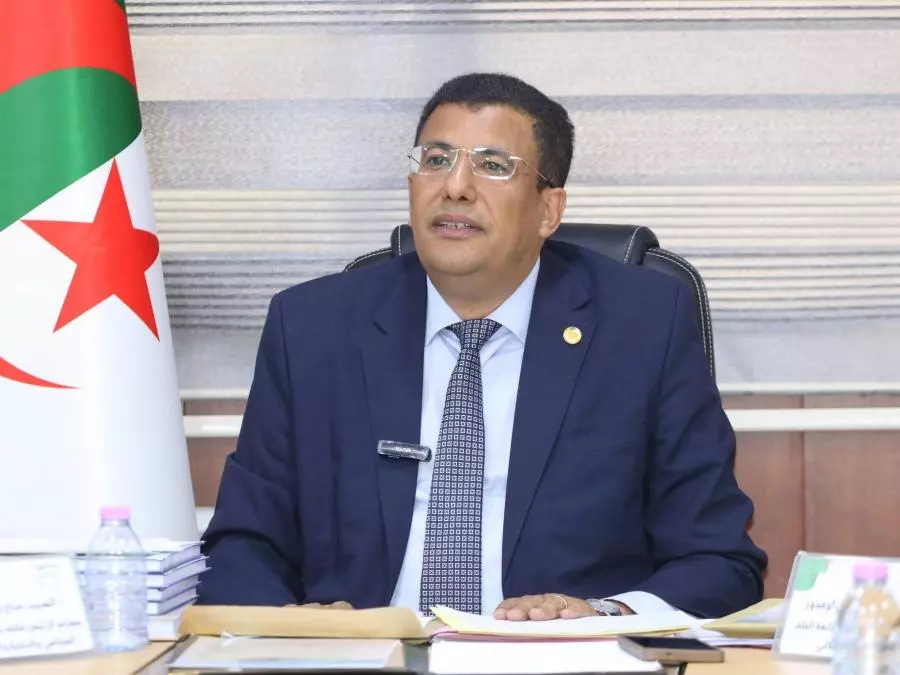 Le candidat de l&rsquo;Algérie Fateh Boutbig remporte la présidence du Parlement panafricain