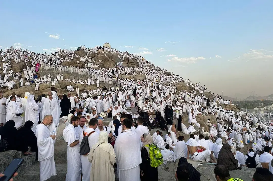 Plus d&rsquo;un million et demi de fidèles sur le Mont Arafat, étape phare du hadj