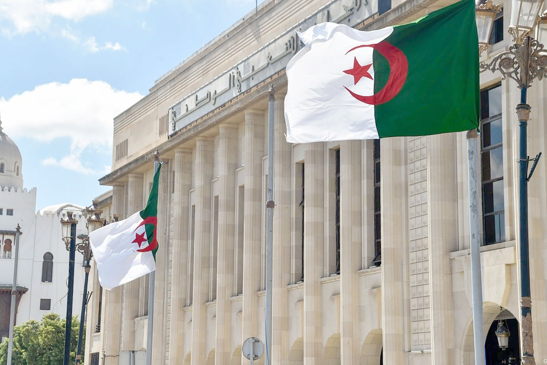 Législatives du 2 juillet / Les candidats multiplient les initiatives de proximité : La bataille des voix s&rsquo;accélère