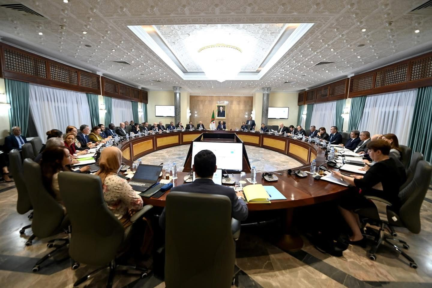 Réunion du gouvernement : Santé, transport ferroviaire et hydraulique trois dossiers majeurs examinés
