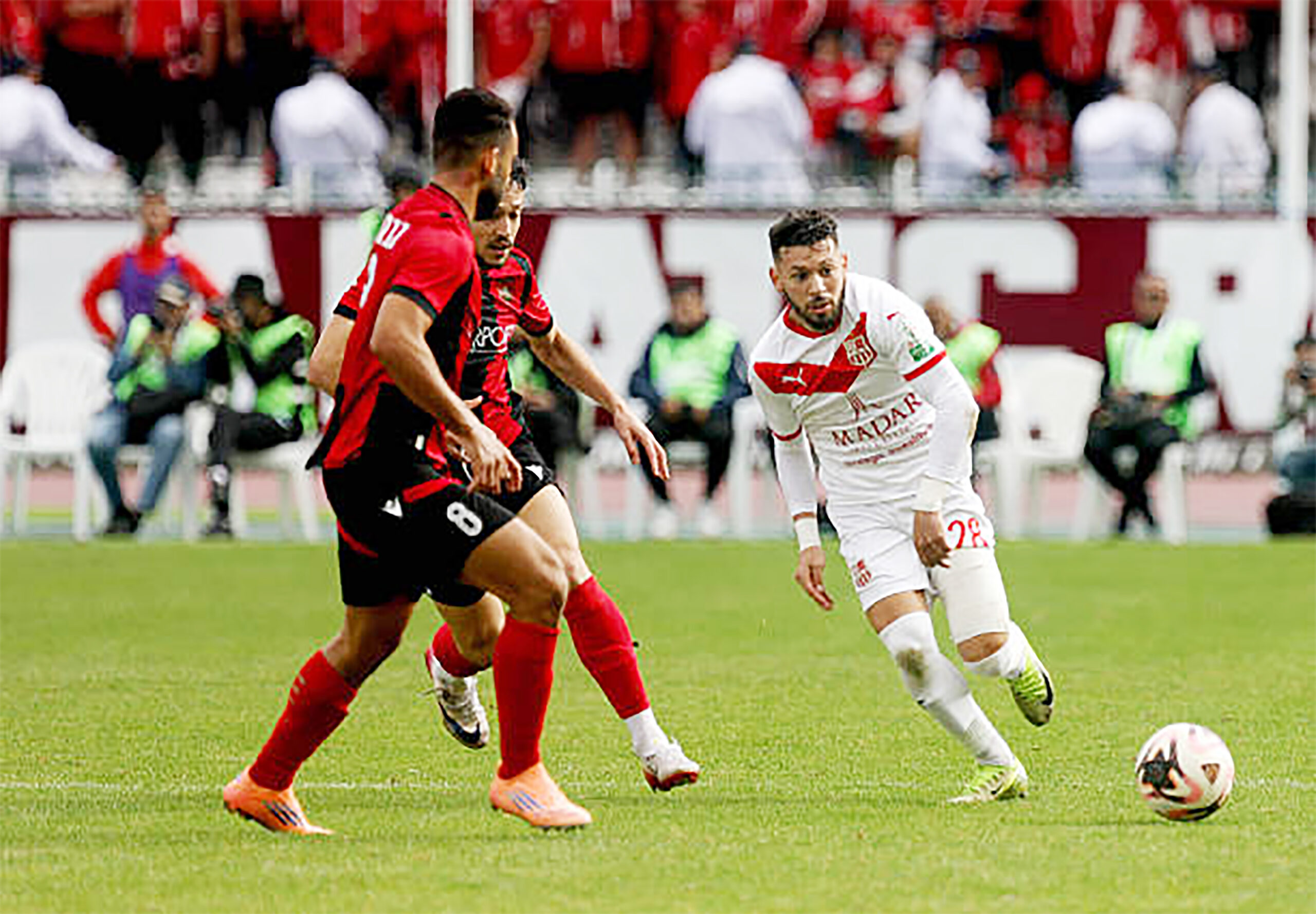 USM Alger – CR Belouizdad aujourd’hui à 20h au 5-juillet : Le Chabab à la conquête de la 2e place !