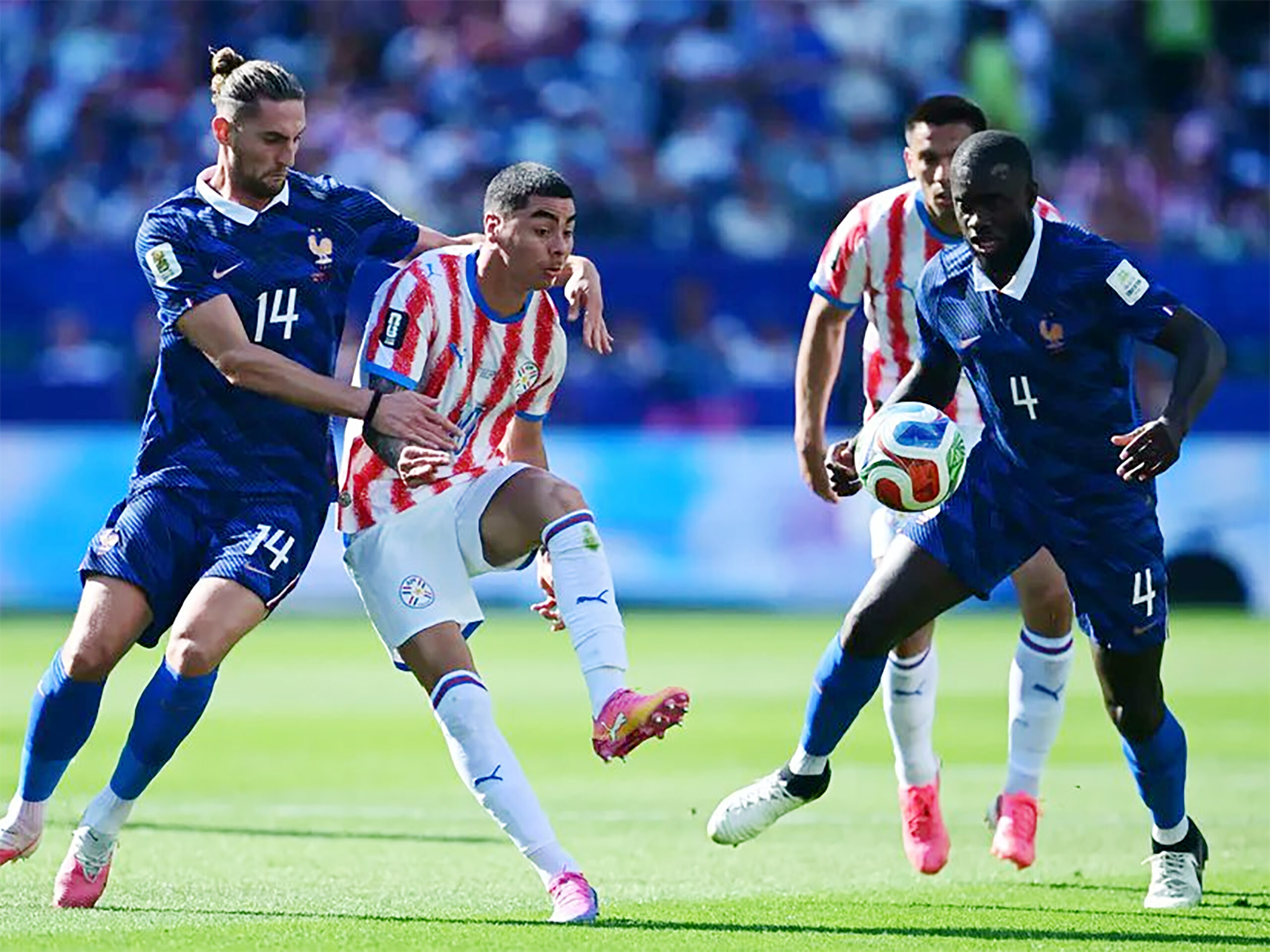 La France vient à bout du Paraguay et poursuit sa route au Mondial