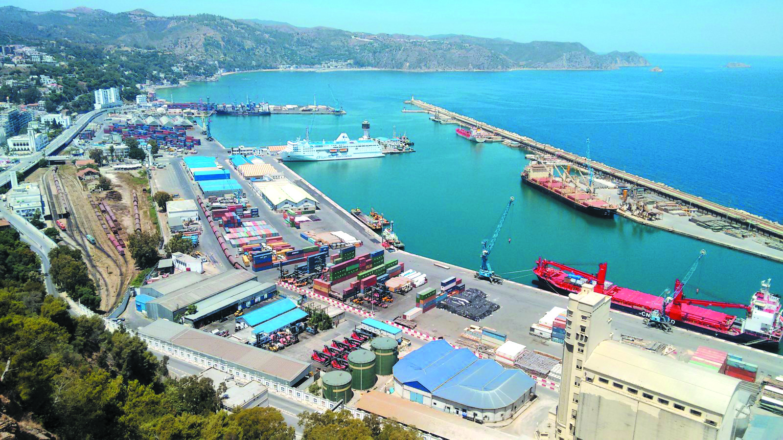 Une réforme clé pour la diversification économique : Pourquoi l&rsquo;Algérie veut créer une Autorité portuaire nationale