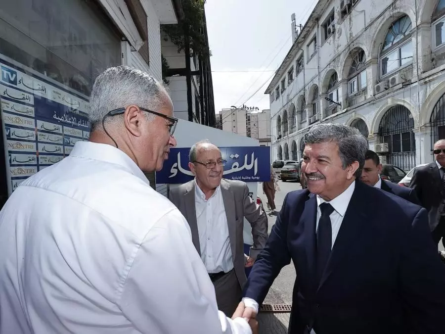 Bouamama inspecte la Maison de la presse « Tahar Djaout » et son annexe « Abdelkader Safir » à Alger