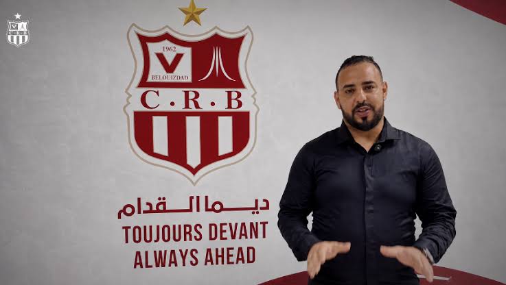 CR BELOUIZDAD: L’interdiction d’enregistrement FIFA toujours pas levée, Djaber Naâmoune sous pression