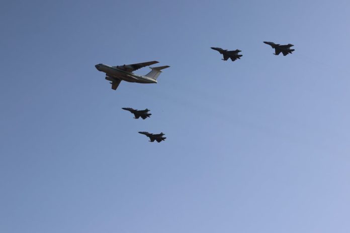 Algérie-Niger : quatre avions de combat Su-30 dépêchés à Niamey en soutien à l’armée nigérienne