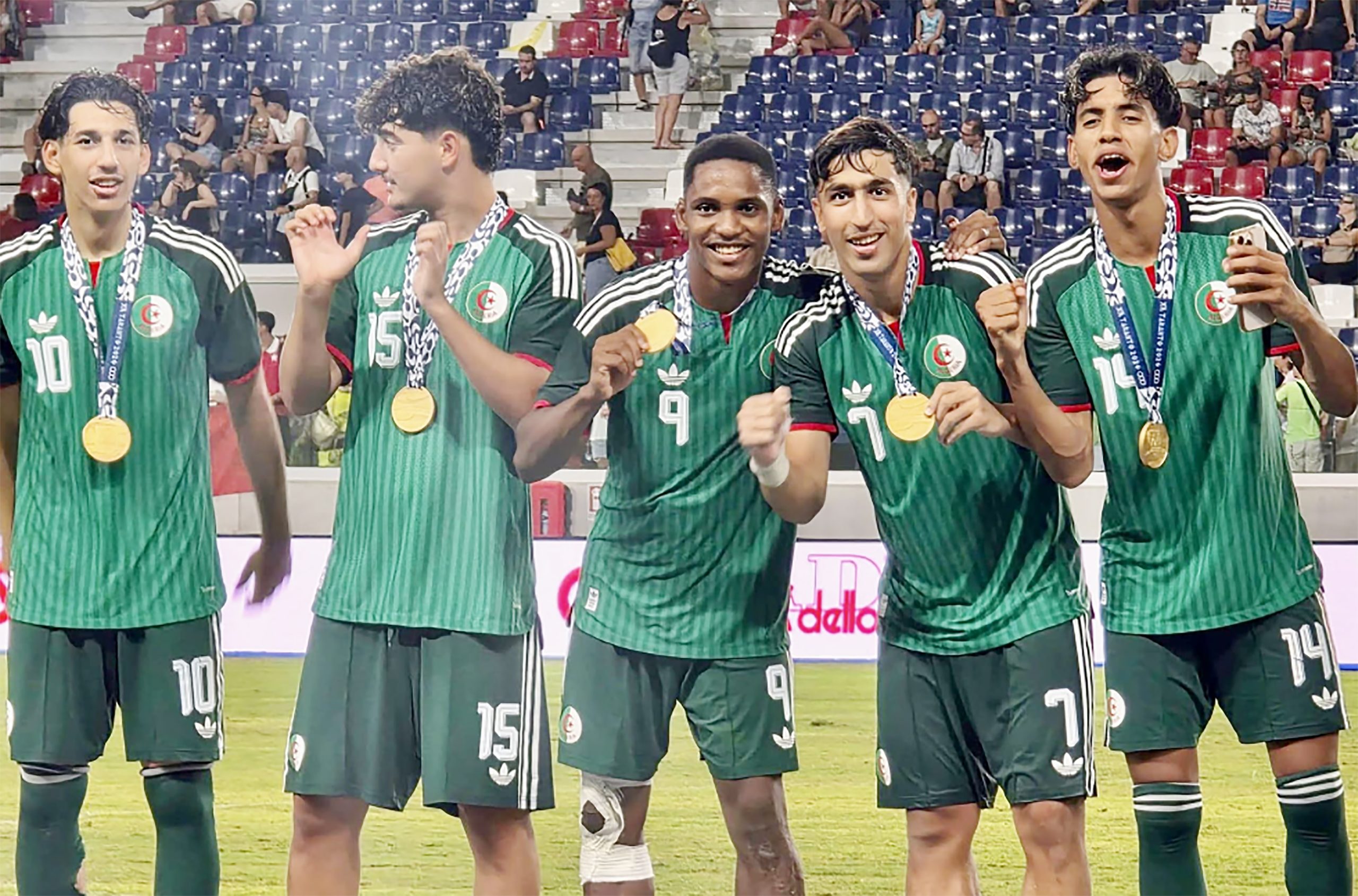(Finale du tournoi de football) Algérie 2 – Tunisie 0             Les verts rééditent l’exploit en or