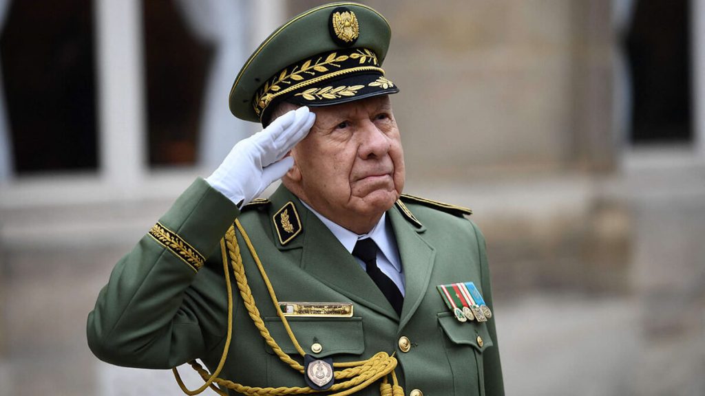 Journée nationale du Moudjahid : Le général d’armée Saïd Chanegriha rend hommage aux sacrifices des héros de la Révolution