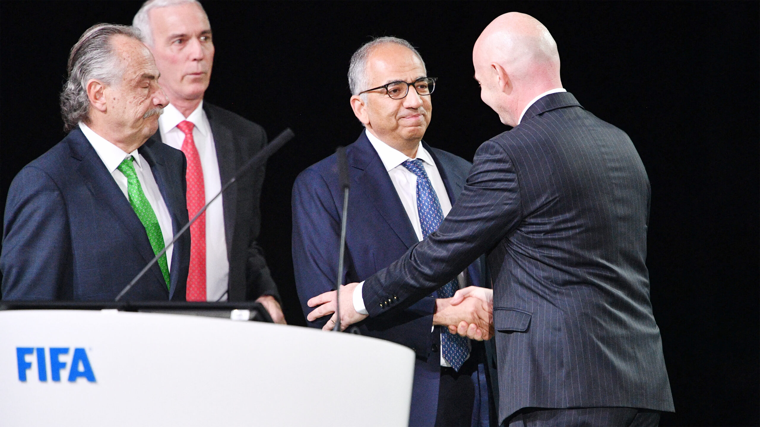Grand rebondissement : Des dirigeants de la FIFA réclament la démission d’Infantino