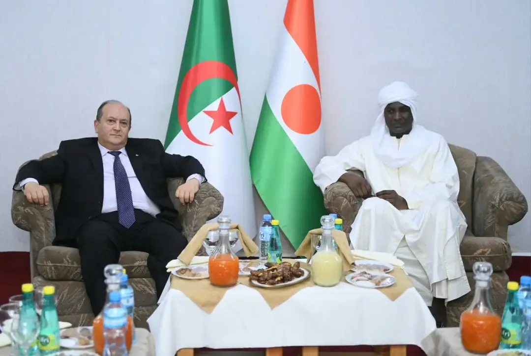Chargé par le président de la République, le Premier ministre au Niger pour superviser le lancement des travaux de forage du puits d&rsquo;exploration Kafra Sud-Est 1