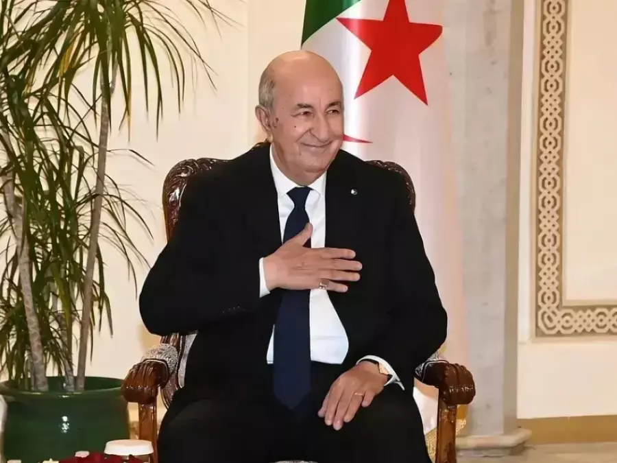 Le président de la République félicite les étudiants de l&rsquo;École nationale supérieure de mathématiques lauréats du concours international en Bulgarie