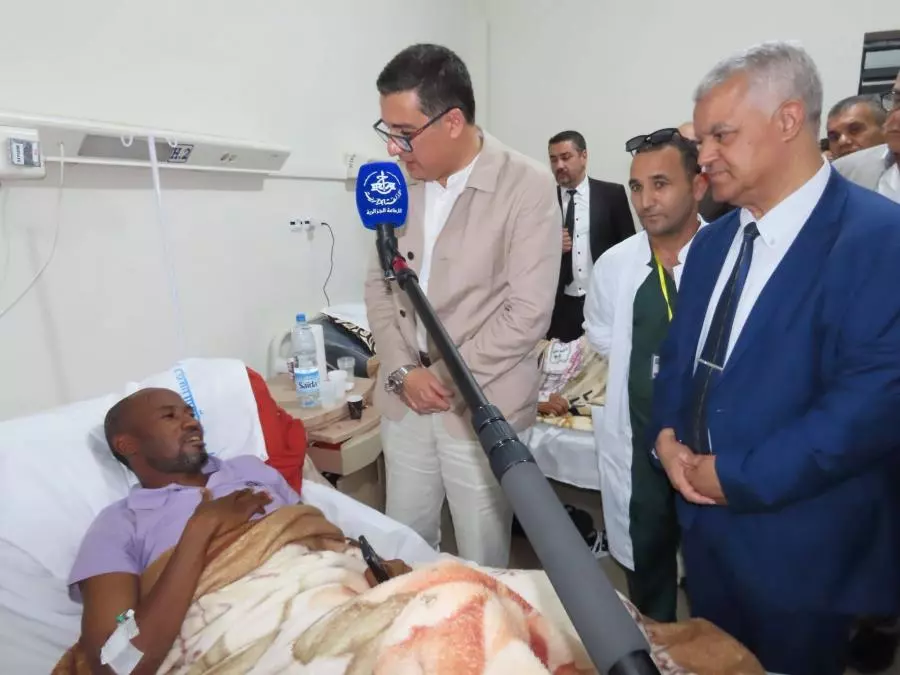 Chargé par le président de la République, le ministre de la Santé réaffirme l&rsquo;engagement de l&rsquo;État en faveur des victimes de l&rsquo;accident de Timimoun