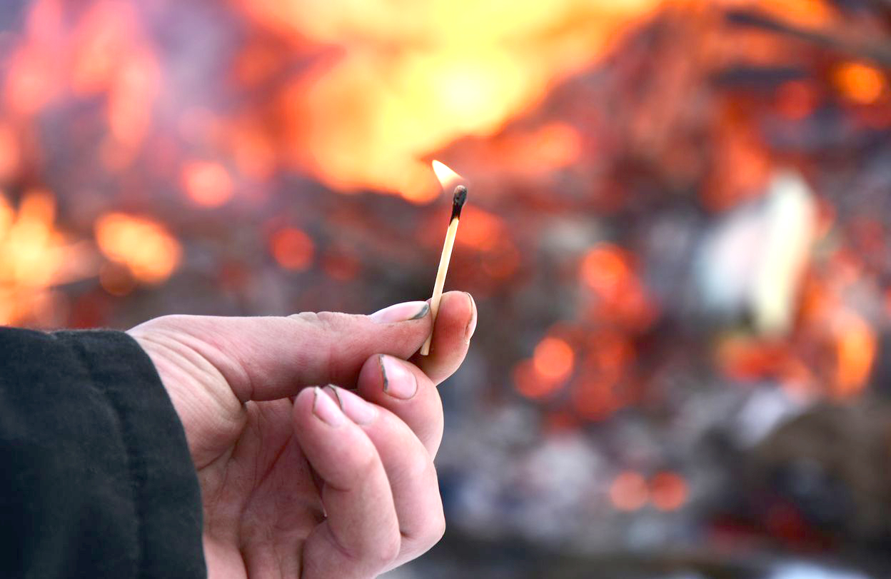 Pyromanie : quand l&rsquo;attraction pour le feu devient un trouble psychiatrique