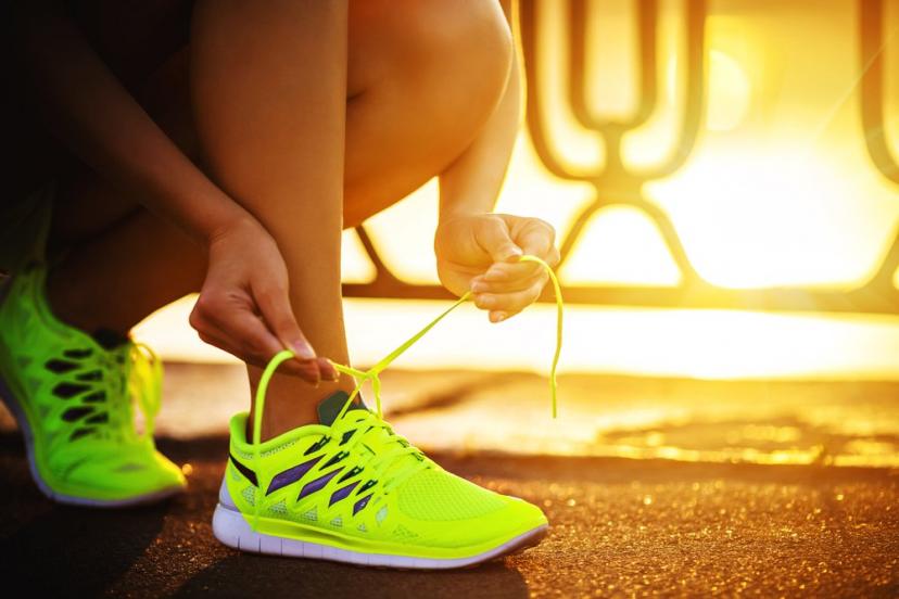 Porter des chaussures sans chaussettes : une fausse bonne idée !
