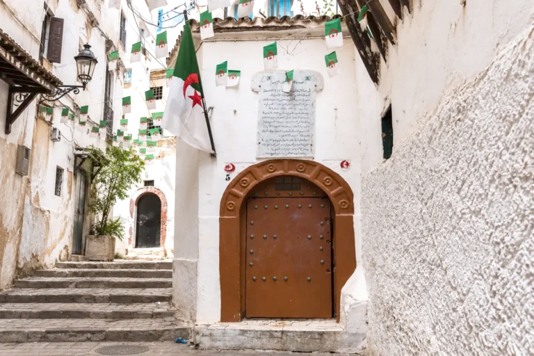Evasion, à la découverte des Trésors de l’Algérie : La Casbah d&rsquo;Alger, la Cité Immortelle