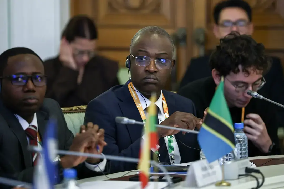 Festival international de la jeunesse en Russie : Hidaoui rencontre des responsables des politiques de jeunesse à Moscou