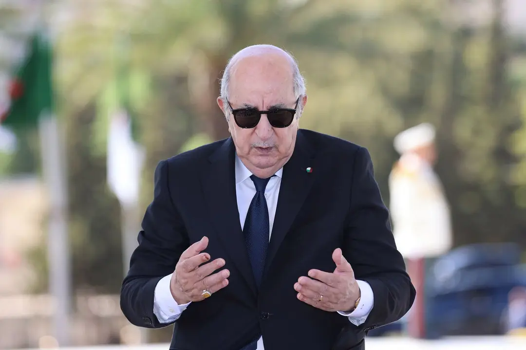 Décès de l&rsquo;artiste Sid Ahmed Agoumi : Condoléances du président de la République