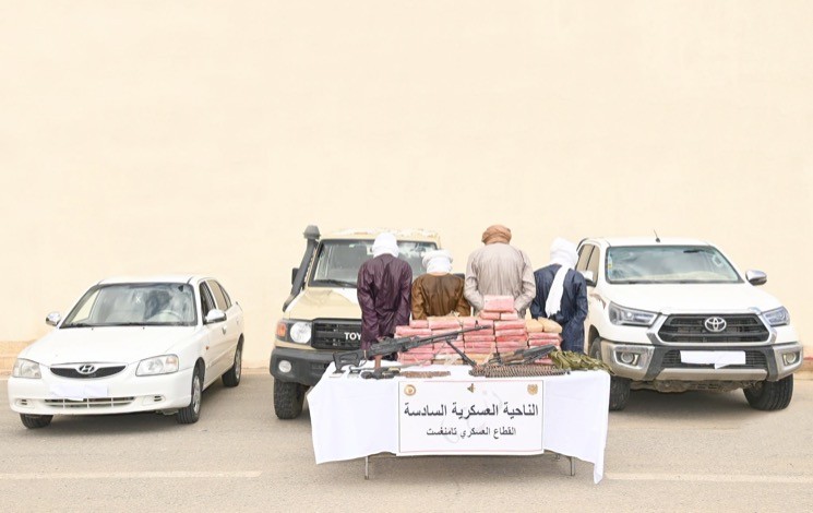 Tamanrasset : 80,9 kg de cocaïne et des armes saisies, 23 personnes impliquées