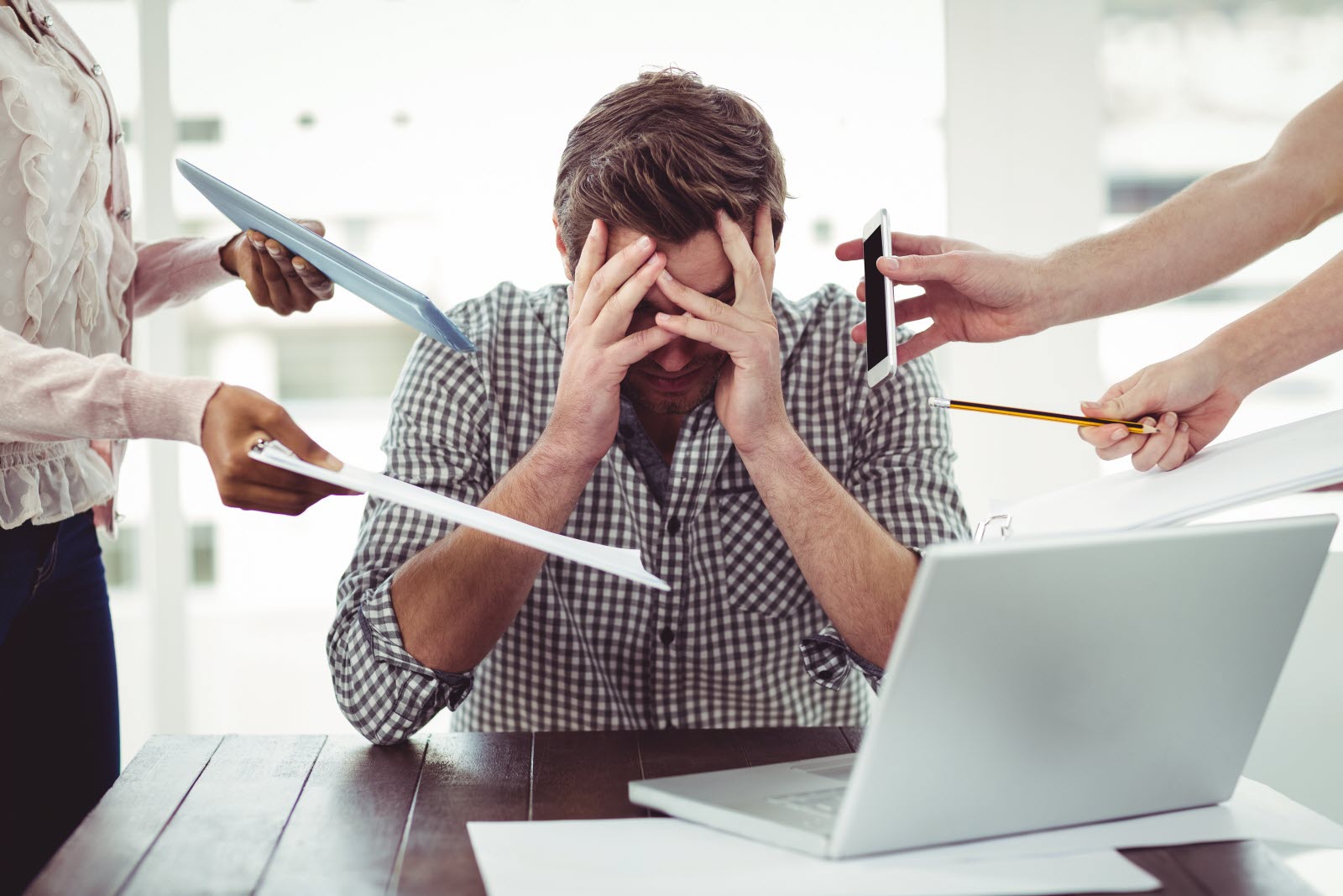 Risques psychosociaux au travail : quand l’organisation menace la santé