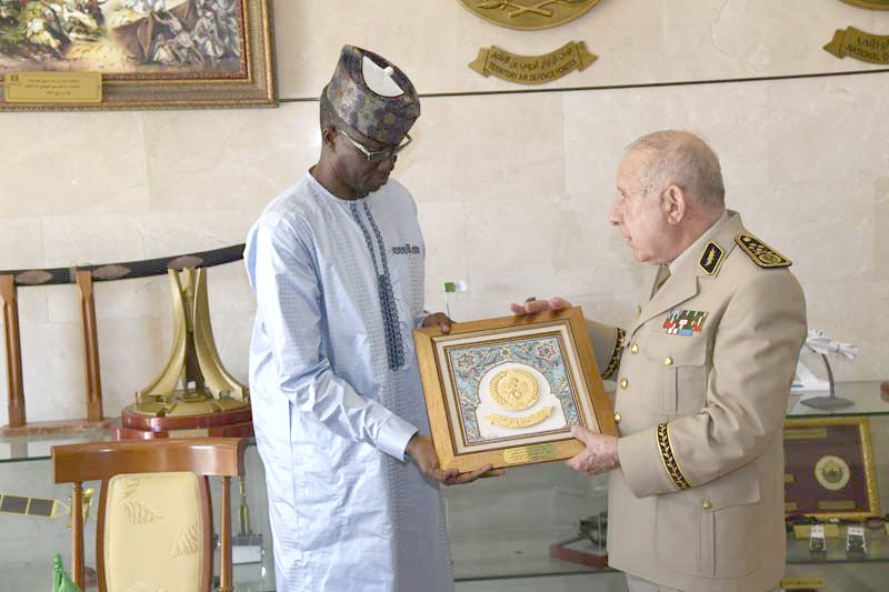 Coopération militaire et sécuritaire : Le général d’armée Chanegriha souligne la profondeur des relations avec le Niger