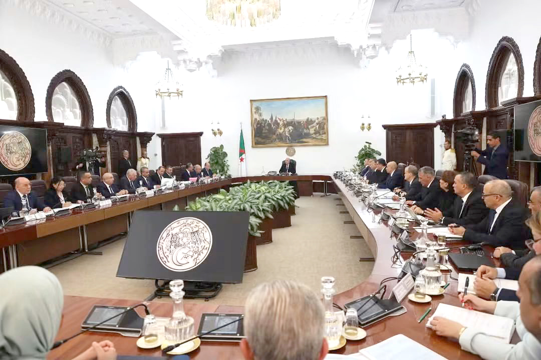 Les instructions du Chef de l’Etat lors du conseil des ministres, Train vers Tamanrasset : lancement immédiat des travaux